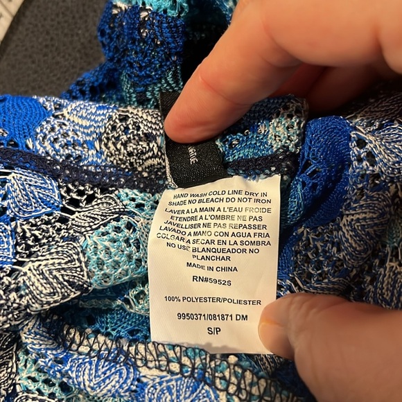 Becca blue crocheted like split leg coverup pants size small - Picture 15 of 16